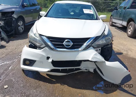 2018 Nissan Altima 2.5 Sr из США, поврежденный, VIN 1N4AL3AP3JC283170